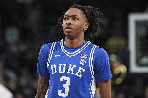 森林狼GM：我们研究了埃文斯的每次三分投篮 相信其技术能对接NBA